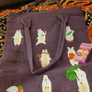 These are really well made totes zipper closure